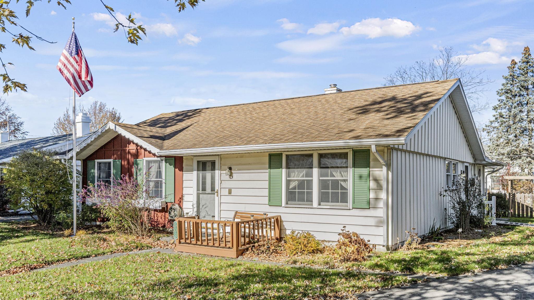 503 Springbrook Road Fort Wayne, IN 46825 - Photo 1 of 36 Gallery Image 1