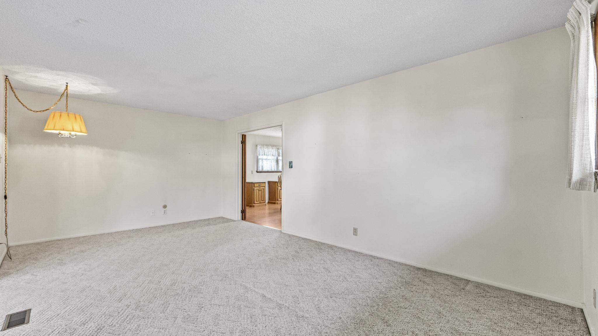 503 Springbrook Road Fort Wayne, IN 46825 - Photo 23 of 36 Gallery Image 23