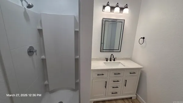 $2,195 | 2530 West Woodlawn Avenue, San Antonio, TX 78228