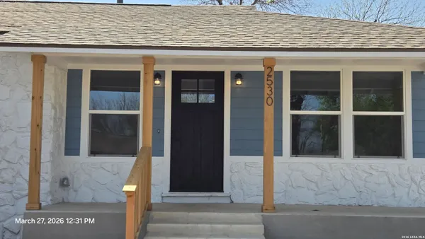 $2,195 | 2530 West Woodlawn Avenue, San Antonio, TX 78228
