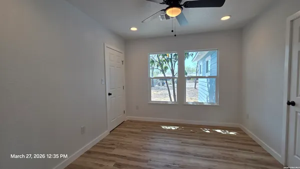 $2,195 | 2530 West Woodlawn Avenue, San Antonio, TX 78228