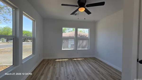 $2,195 | 2530 West Woodlawn Avenue, San Antonio, TX 78228