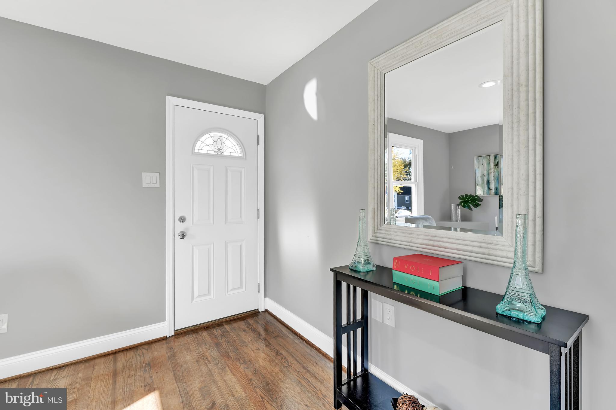 7618 Maple Road Baltimore, MD 21222 - Photo 4 of 27