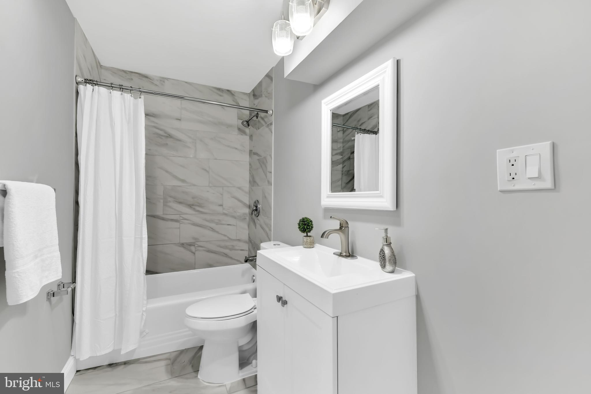 7618 Maple Road Baltimore, MD 21222 - Photo 10 of 27