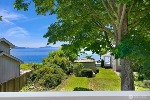 $1,039,000 | 5551 Maple Way, Blaine, WA 98230