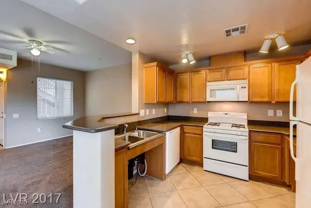 $1,300 | 6750 Caporetto Lane, Unit 102, North Las Vegas, NV 89084