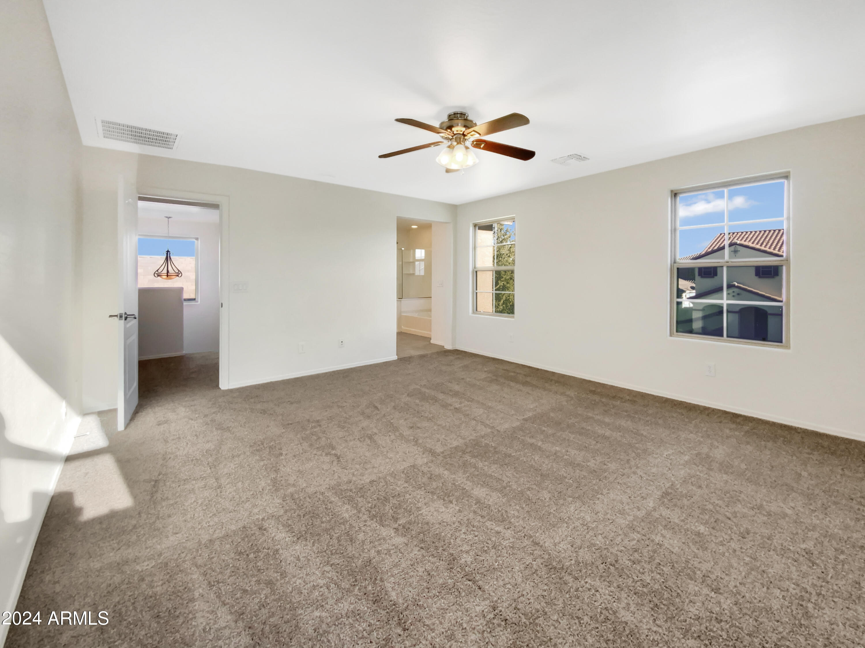 3346 East Rochelle Street Mesa, AZ 85213 - Photo 8 of 19 photo_08