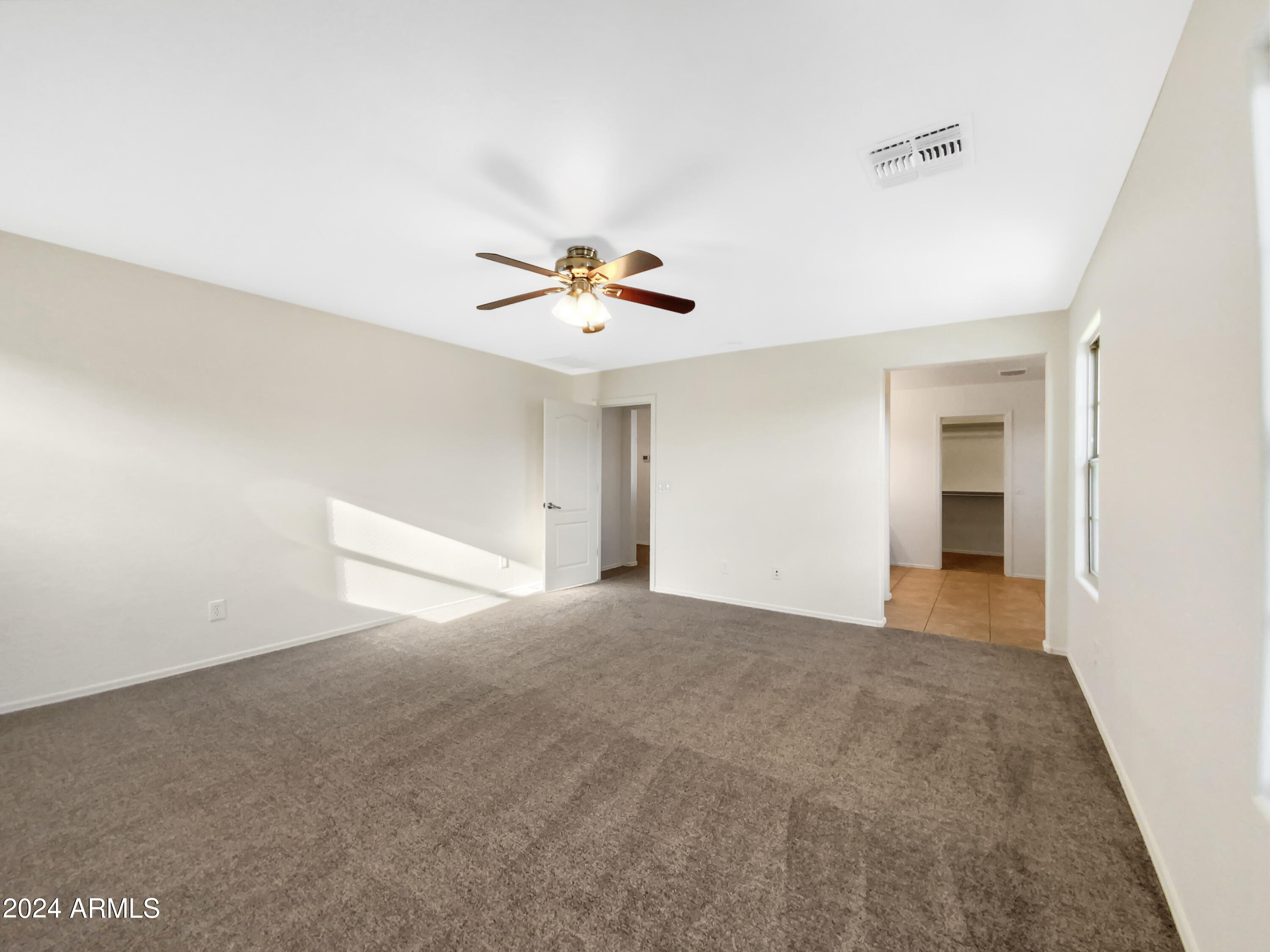 3346 East Rochelle Street Mesa, AZ 85213 - Photo 9 of 19 photo_09
