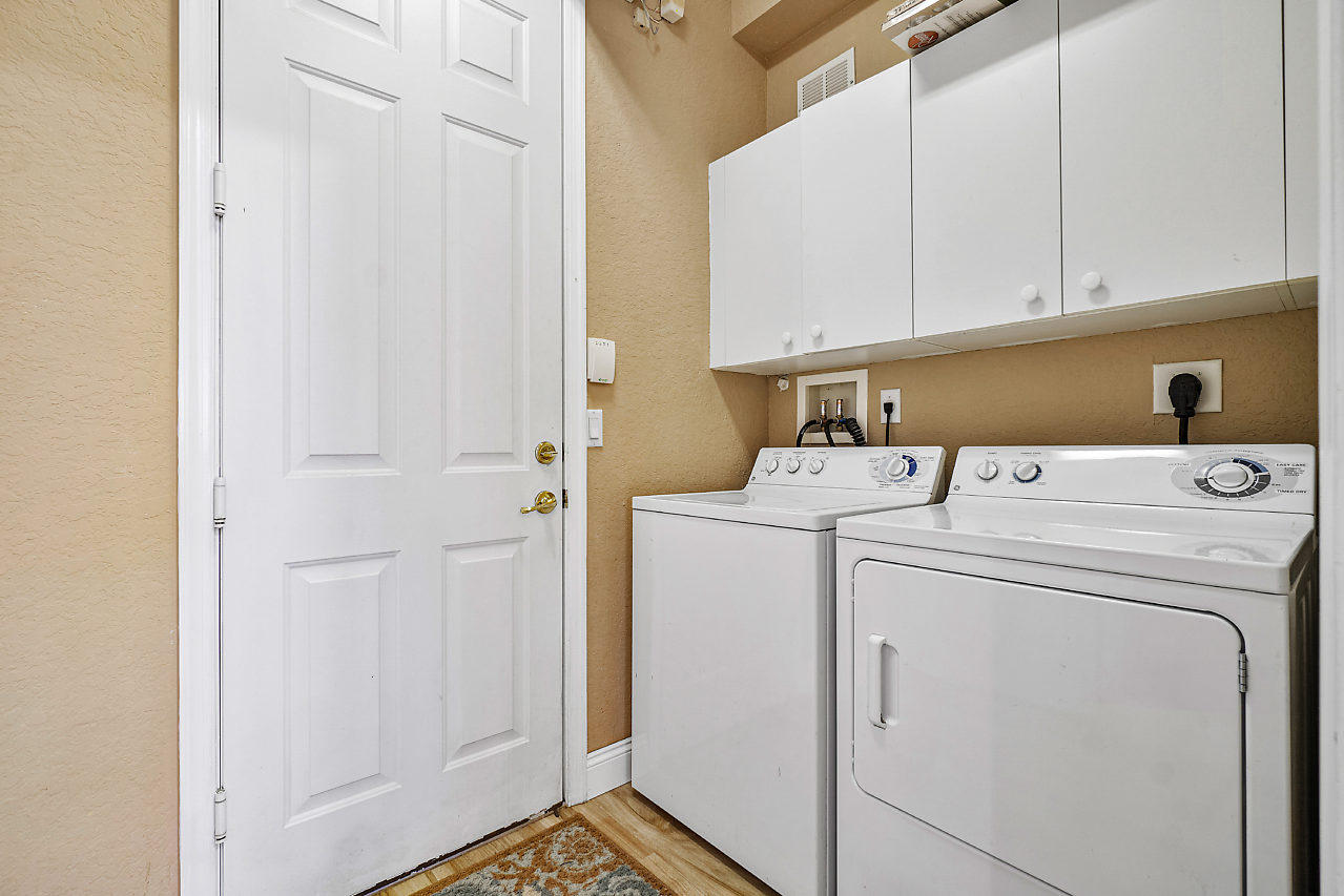 39 Lancaster Road Boynton Beach, FL 33426 - Photo 6 of 10 022-39LancasterRd-BoyntonBeach-FL-small
