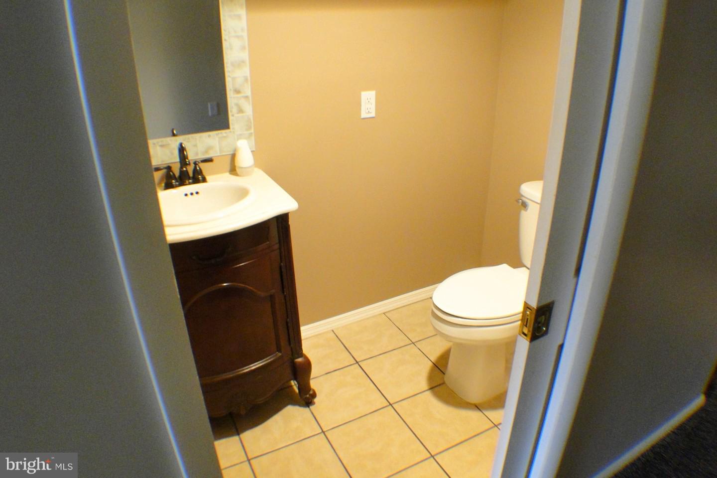3663 Academy Road Philadelphia, PA 19154 - Photo 12 of 24 Gallery Image 12