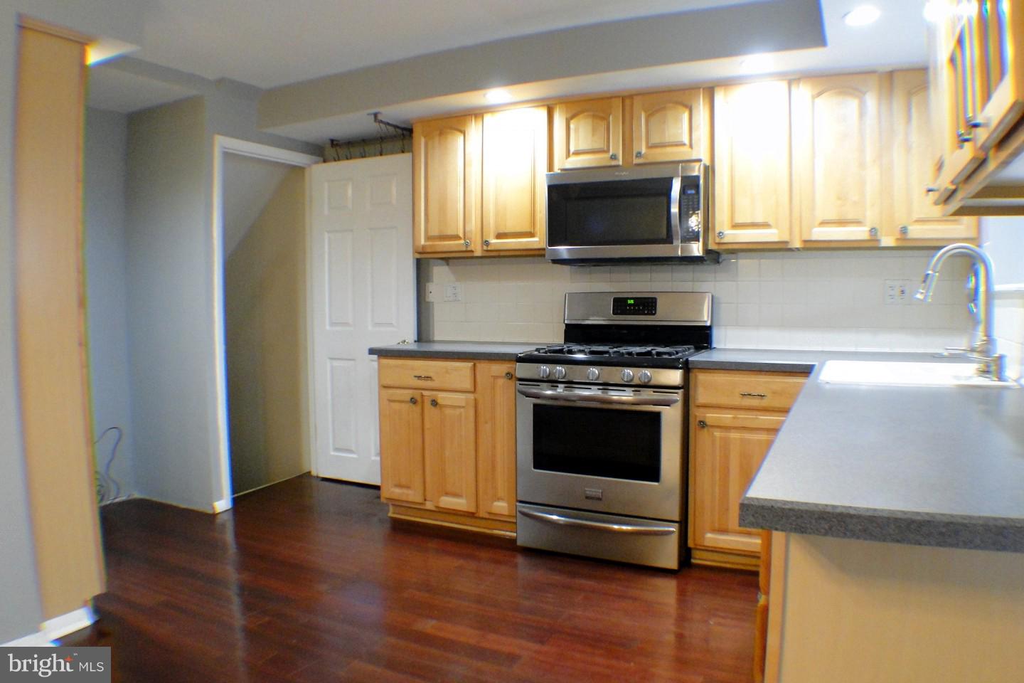 3663 Academy Road Philadelphia, PA 19154 - Photo 8 of 24 Gallery Image 8