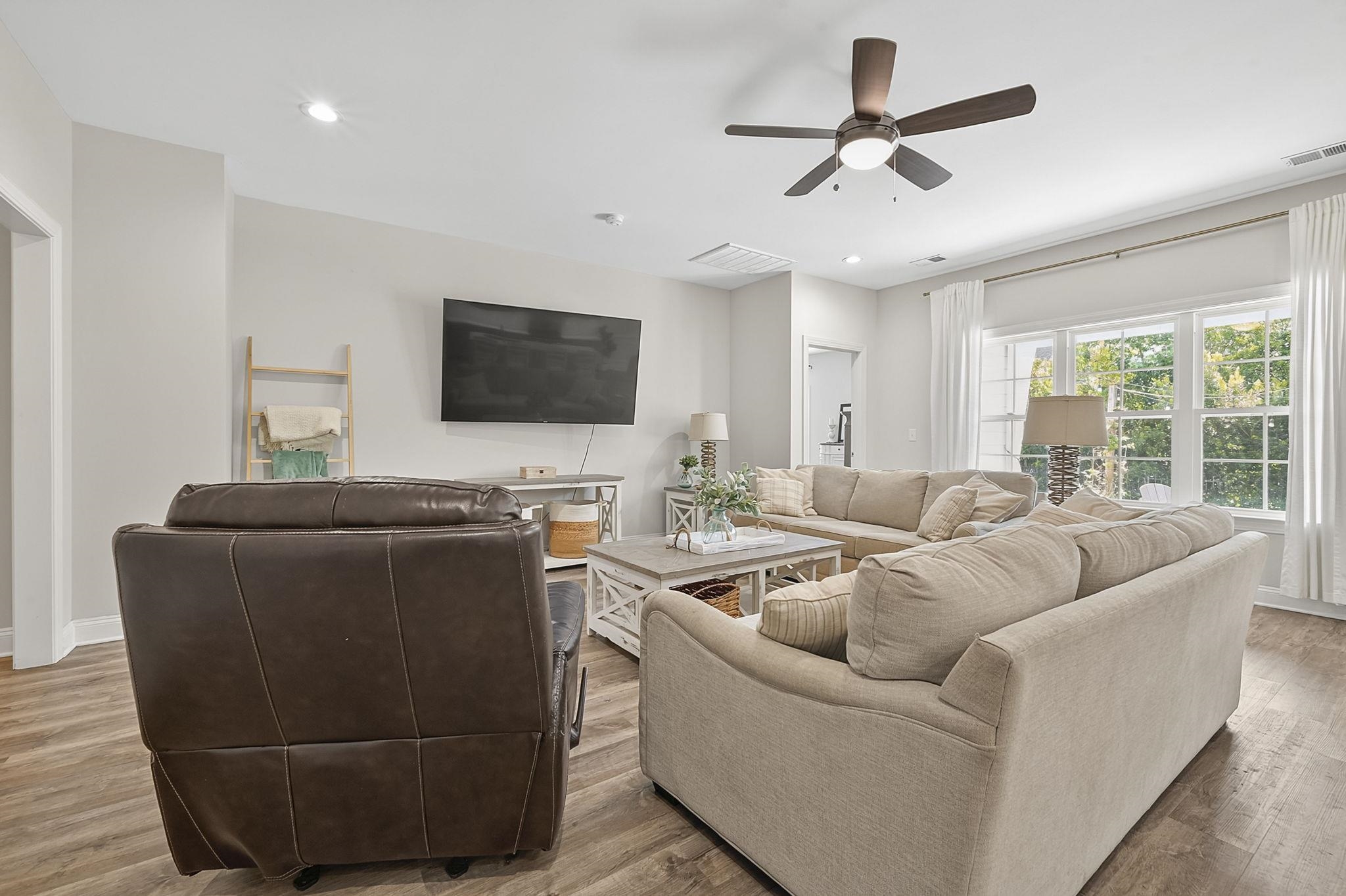 420 Retriever Court Murrells Inlet, SC 29576 - Photo 3 of 62 Gallery Image 3