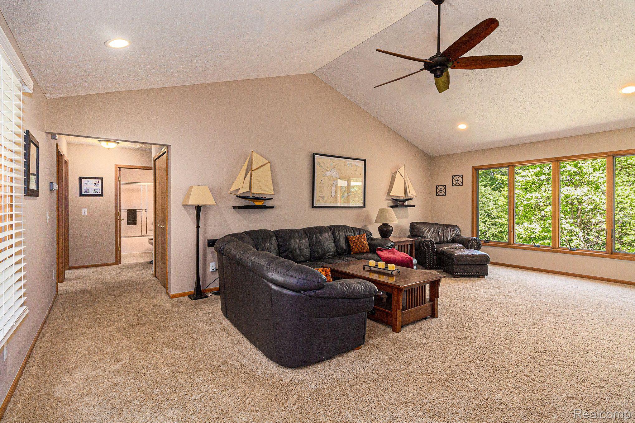 7611 East Highland Road Howell, MI 48855 - Photo 11 of 33 Gallery Image 11
