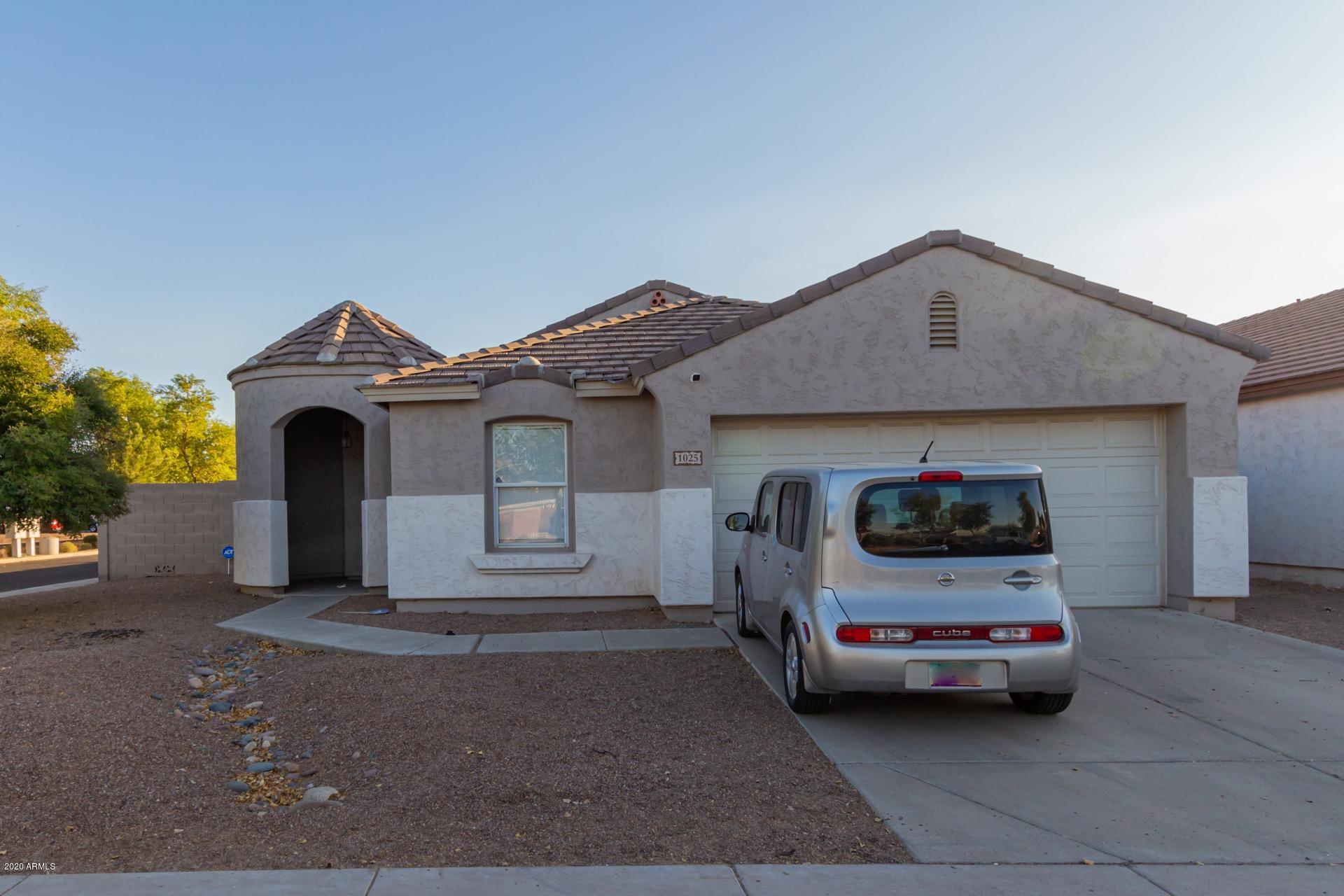 1025 Grenadine Road Phoenix, AZ 85040 - Photo 1 of 25 Grenadine 1