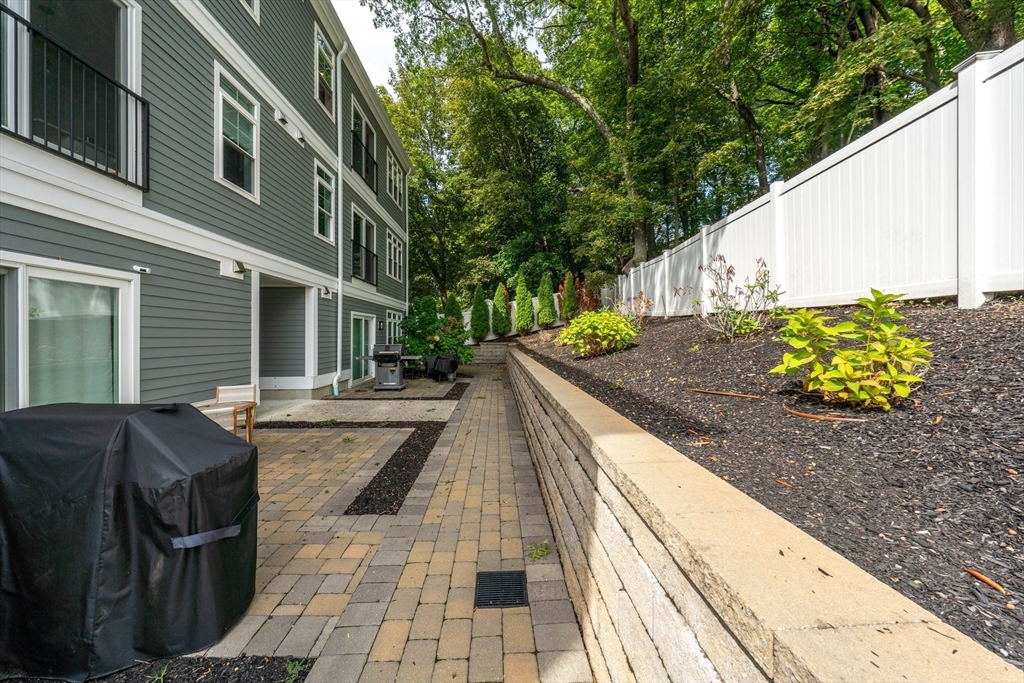 315 College Farm Road, Unit 1 Waltham, MA 02451 - Photo 13 of 15 Gallery Image 13