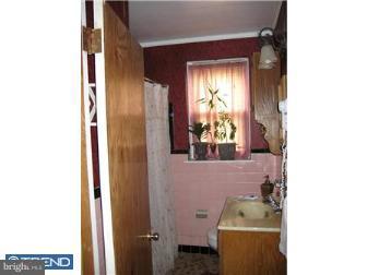 3129 Willits Road Philadelphia, PA 19114 - Photo 4 of 7 Gallery Image 4