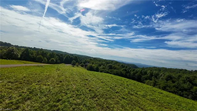 $75,000 | 0 Continental Drive, Hillsville, VA 24343