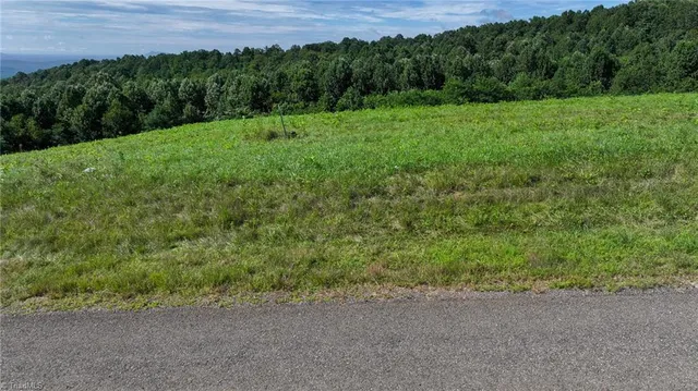 $75,000 | 0 Continental Drive, Hillsville, VA 24343