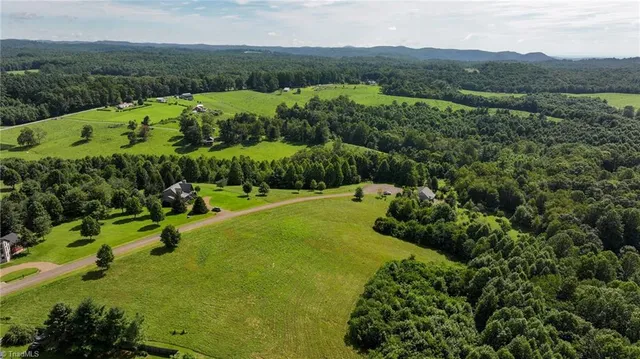 $75,000 | 0 Continental Drive, Hillsville, VA 24343