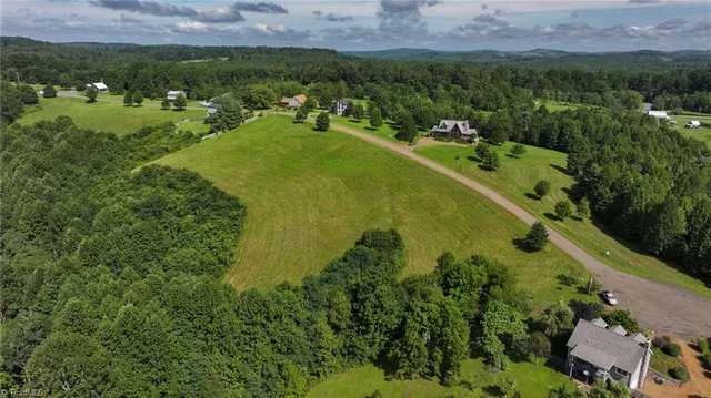 $75,000 | 0 Continental Drive, Hillsville, VA 24343