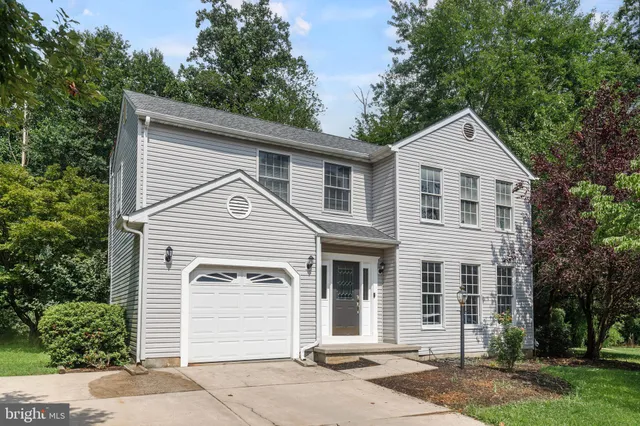 a view of a white house