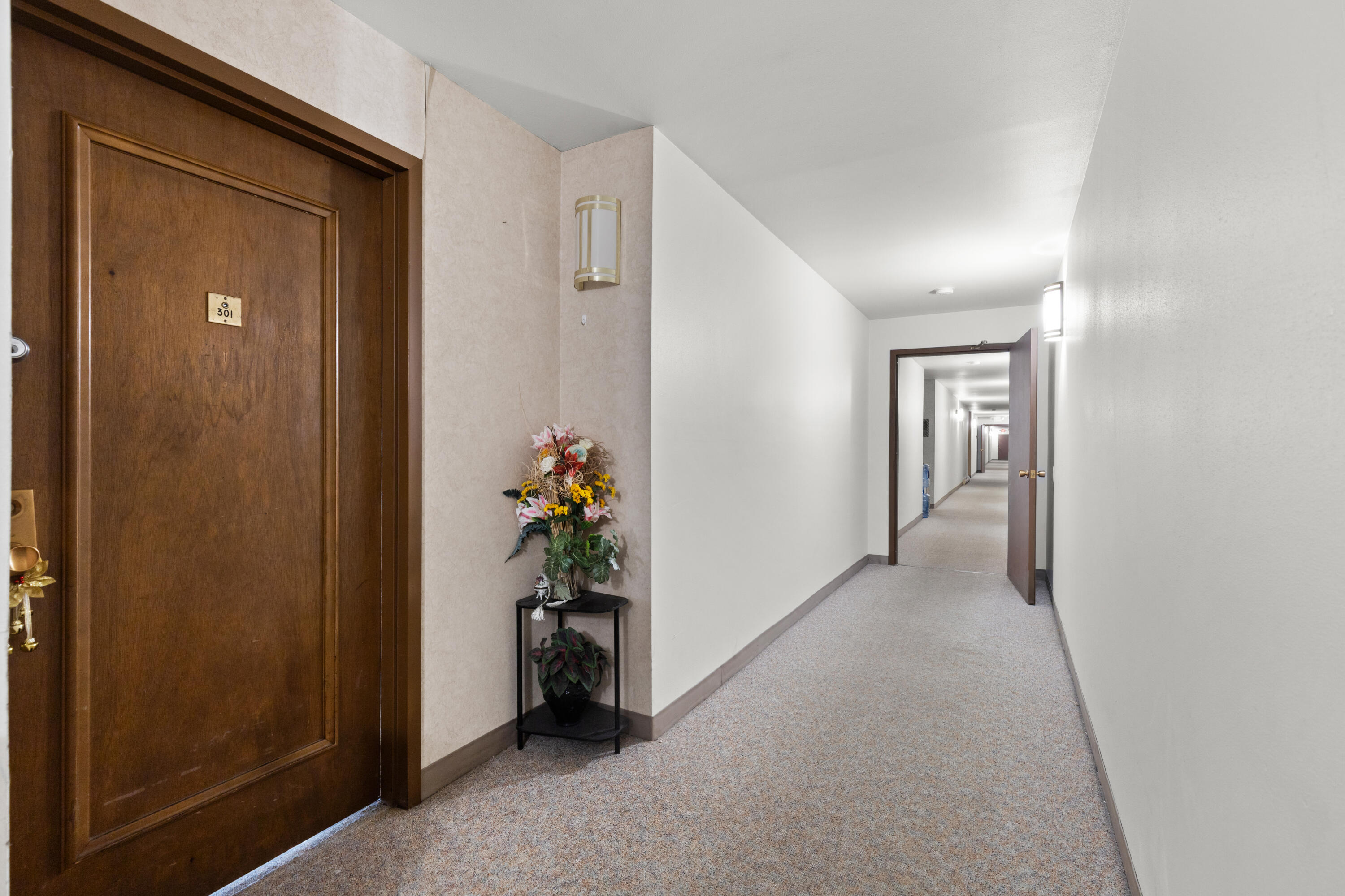 5253 North Lovers Lane Road, Unit 301 Milwaukee, WI 53225 - Photo 13 of 23 photo may 29 2026, 8 47 57 pm