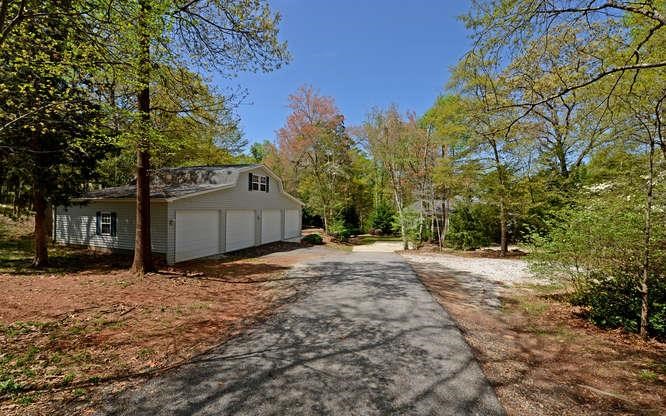 17 Indian Ridge Hartwell, GA 30643 - Photo 2 of 24 Gallery Image 2