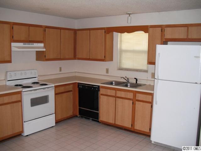 419 Peach Orchard Road, Unit B Salisbury, NC 28147 - Photo 2 of 3