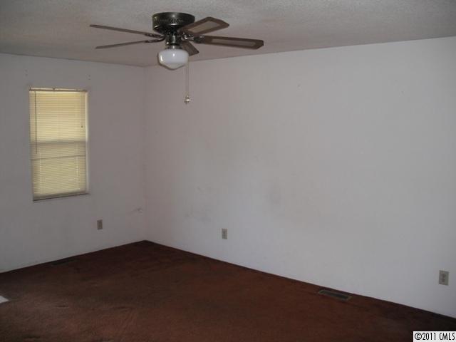 419 Peach Orchard Road, Unit B Salisbury, NC 28147 - Photo 3 of 3