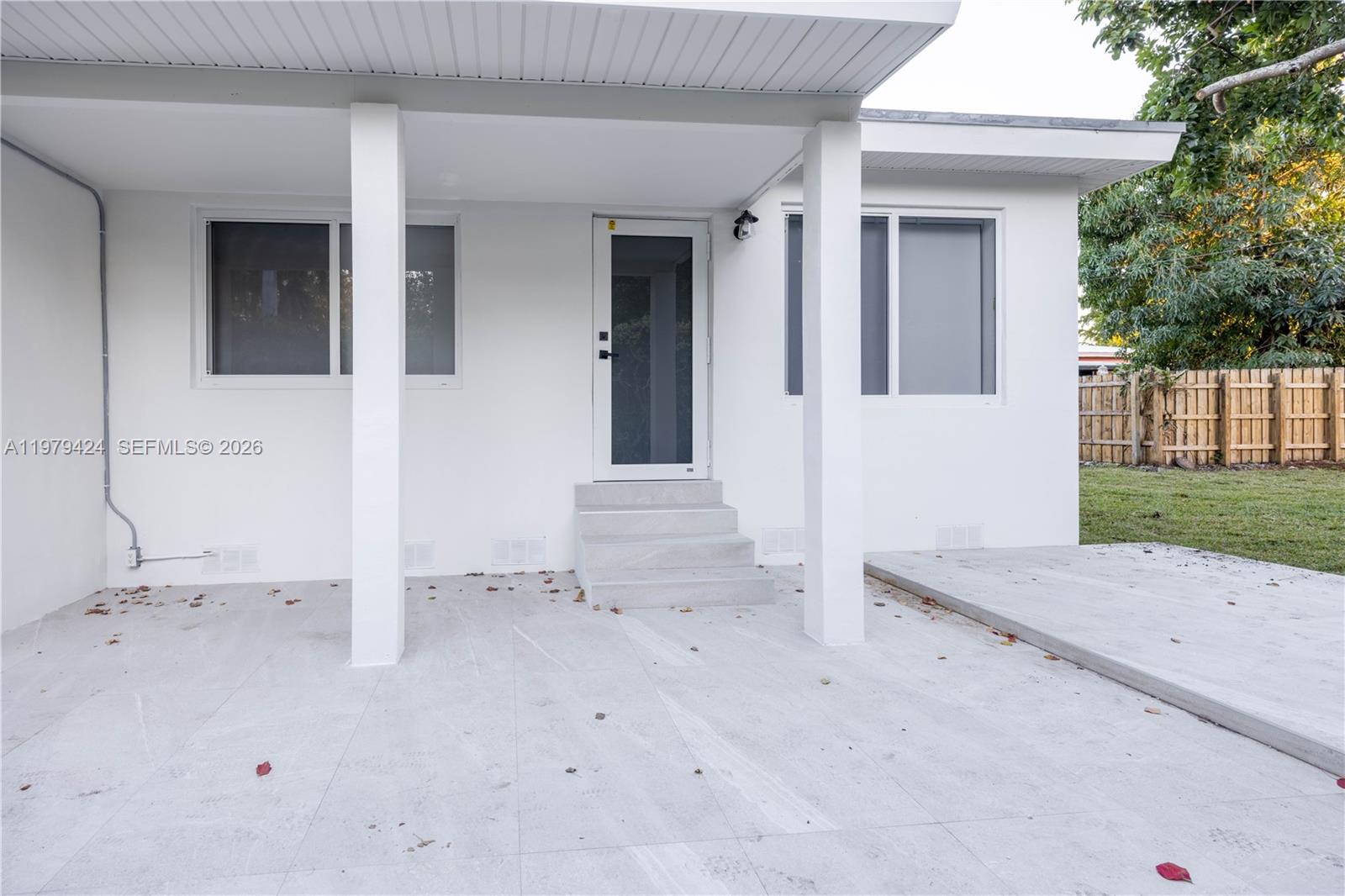 6070 Southwest 42nd Street Miami, FL 33155 - Photo 35 of 40 front view of a house