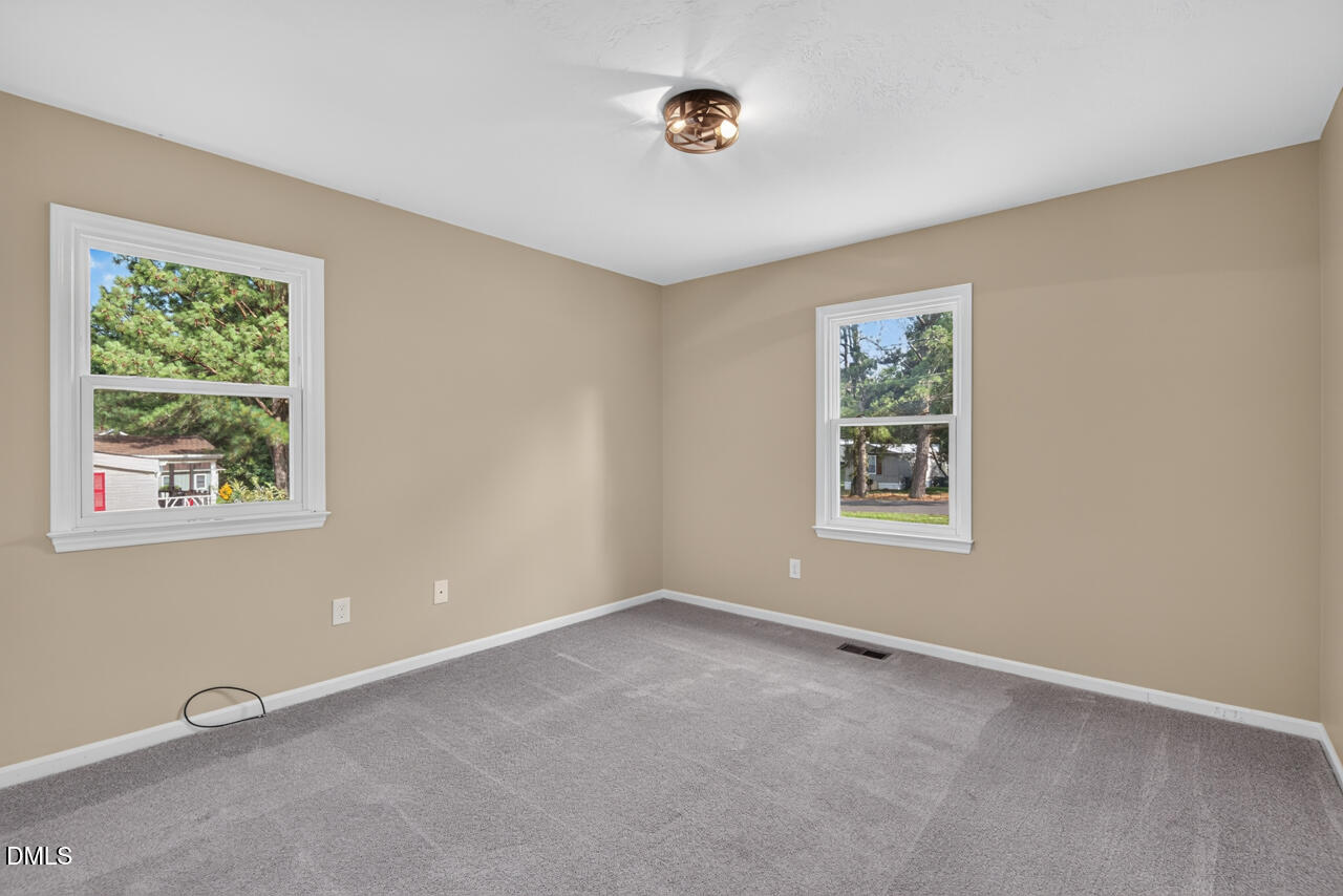 539 Riddle Avenue Hillsborough, NC 27278 - Photo 15 of 23 25