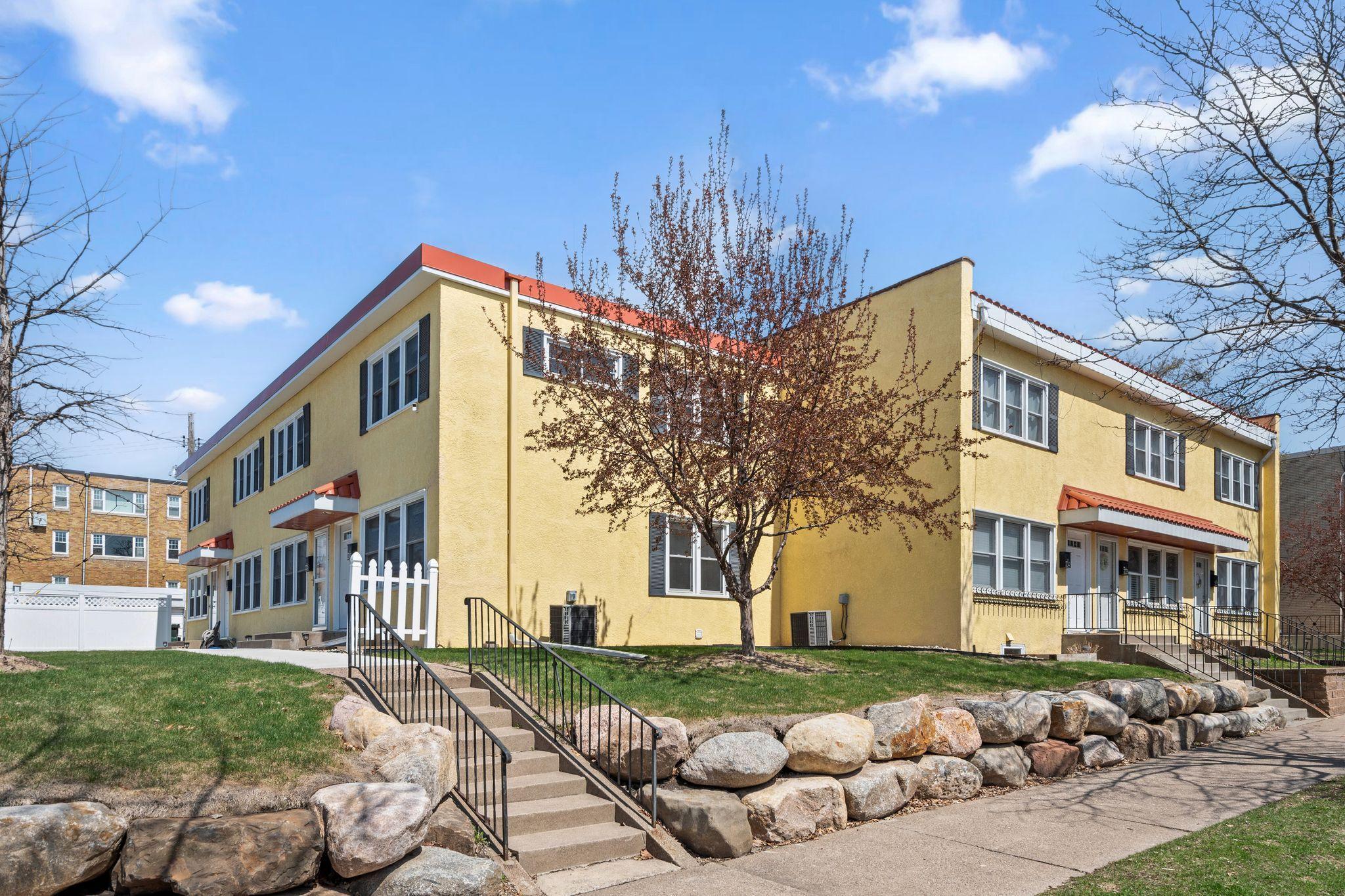 2049 Montreal Ave  