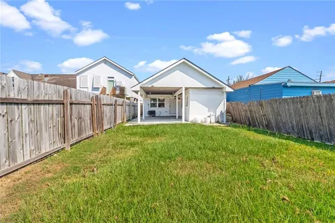 $249,999 | 2418 New York Street, New Orleans, LA 70122