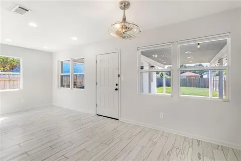 $246,999 | 2418 New York Street, New Orleans, LA 70122