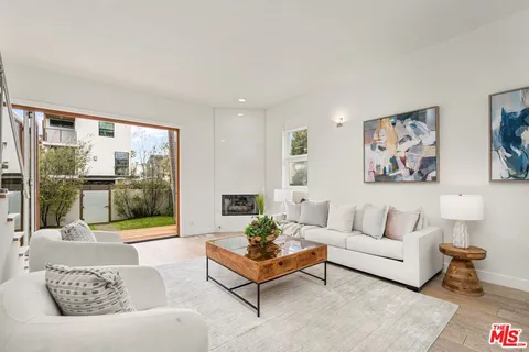 $2,650,000 | 28 Westwind Street, Marina del Rey, CA 90292