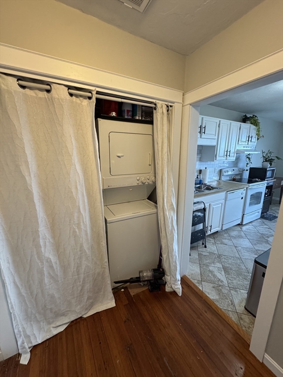 21 Middlesex Avenue, Unit 303 Worcester, MA 01604 - Photo 4 of 10