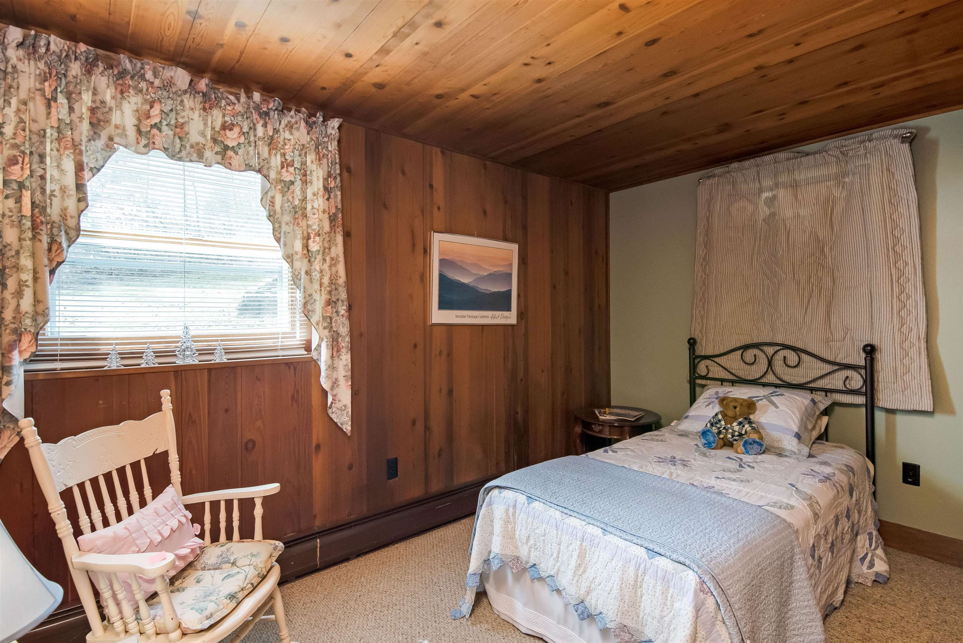 129 Cady Hill Road Stowe, VT 05672 - Photo 26 of 40