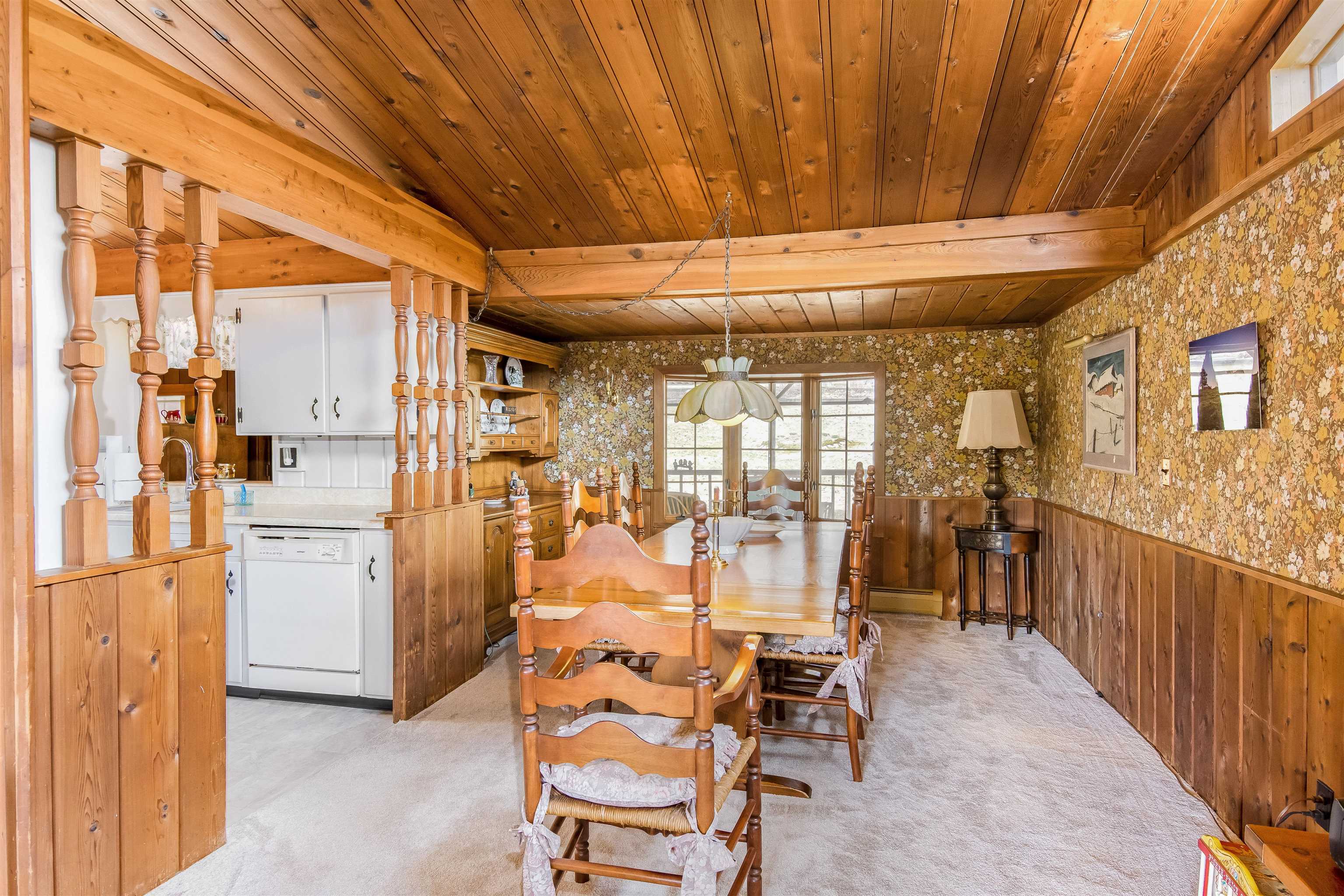 129 Cady Hill Road Stowe, VT 05672 - Photo 6 of 40