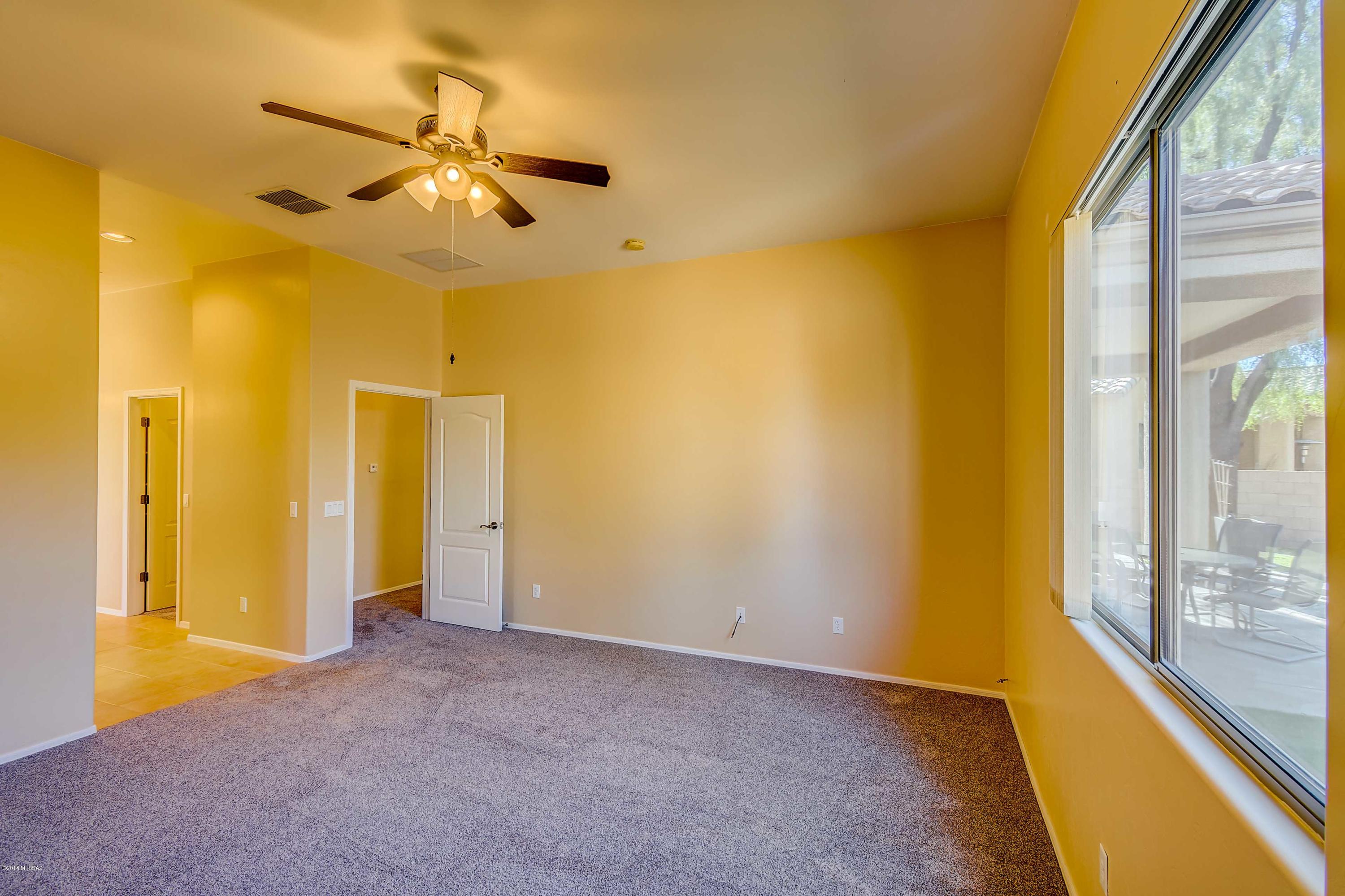 7995 North Rondure Loop Tucson, AZ 85743 - Photo 15 of 29