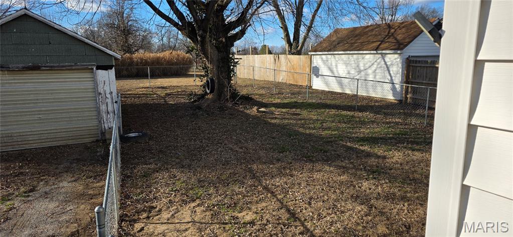 611 Van Zant Street Chester, IL 62233 - Photo 31 of 37