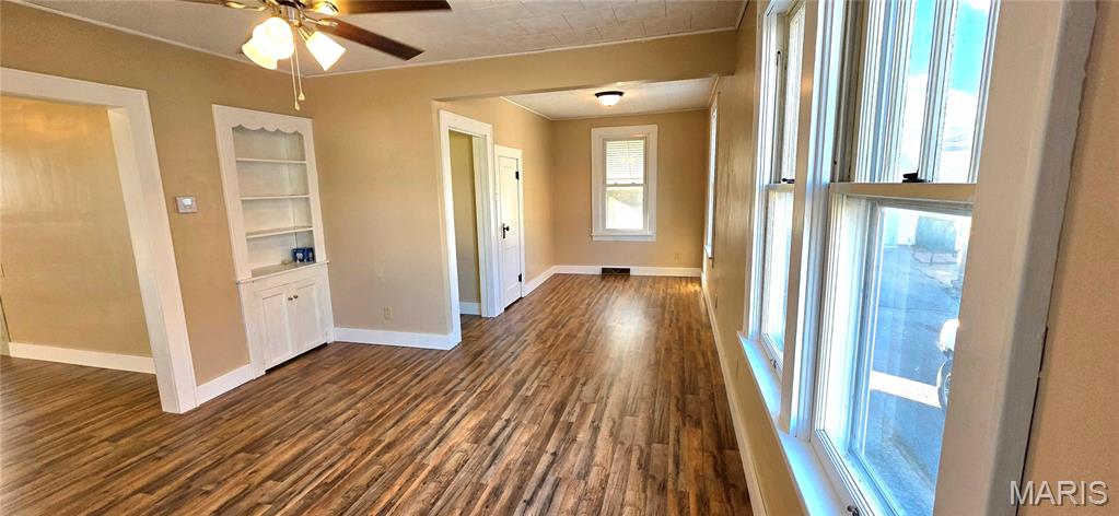 611 Van Zant Street Chester, IL 62233 - Photo 7 of 37