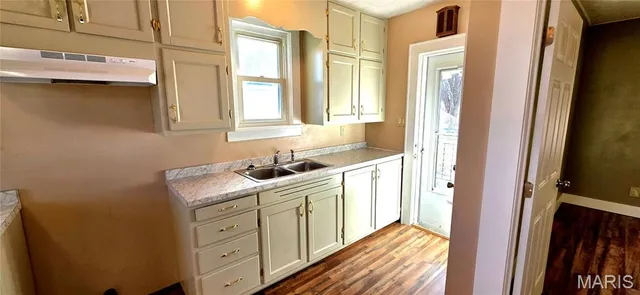 $149,000 | 611 Van Zant Street, Chester, IL 62233