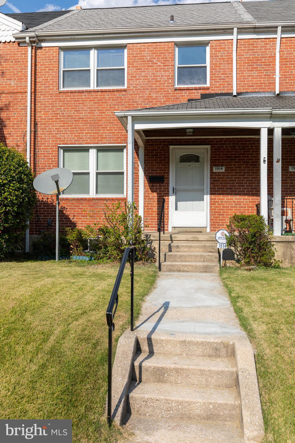 1914 Heathfield Road Baltimore, MD 21239 - Photo 1 of 40 Front