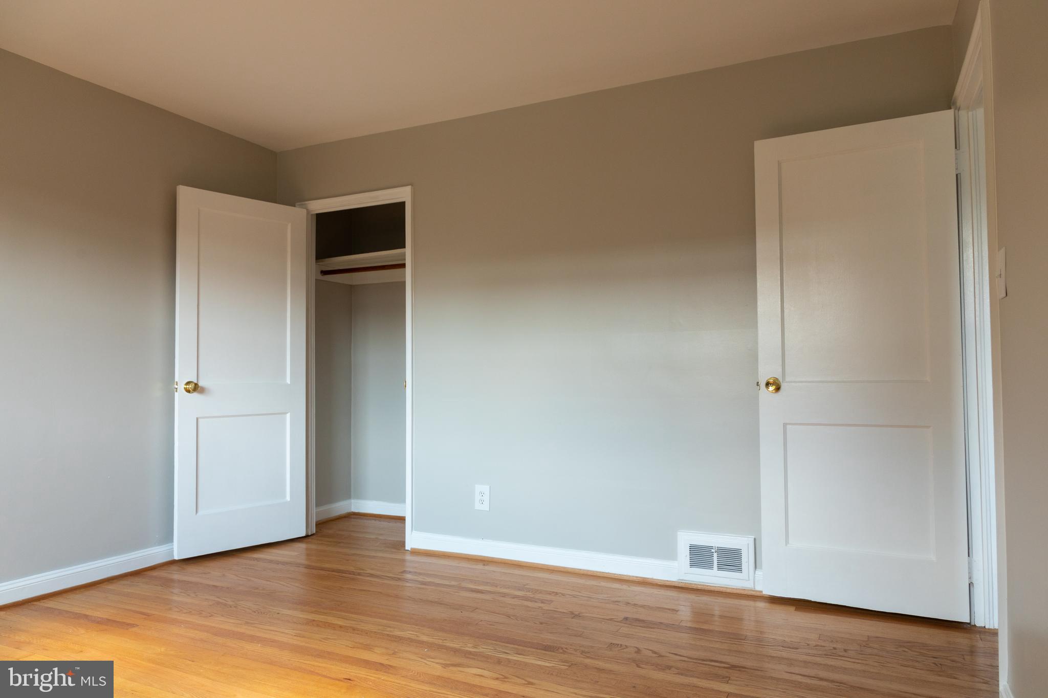 1914 Heathfield Road Baltimore, MD 21239 - Photo 13 of 40 Front Bedroom