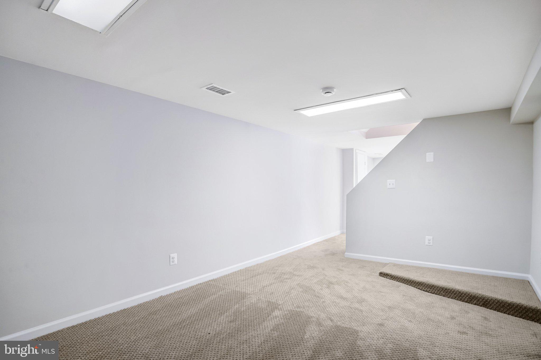 616 Ritchie Avenue Silver Spring, MD 20910 - Photo 27 of 37 a view of an empty room