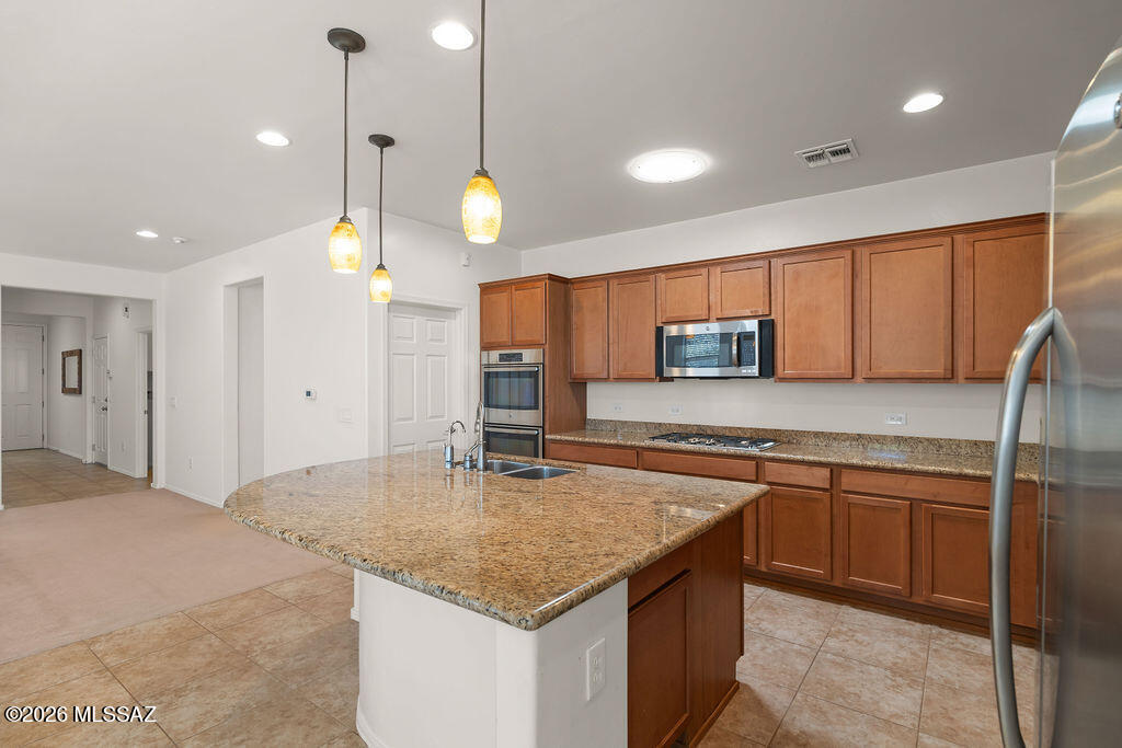 72 East Forrest Feezor Street Vail, AZ 85641 - Photo 12 of 41