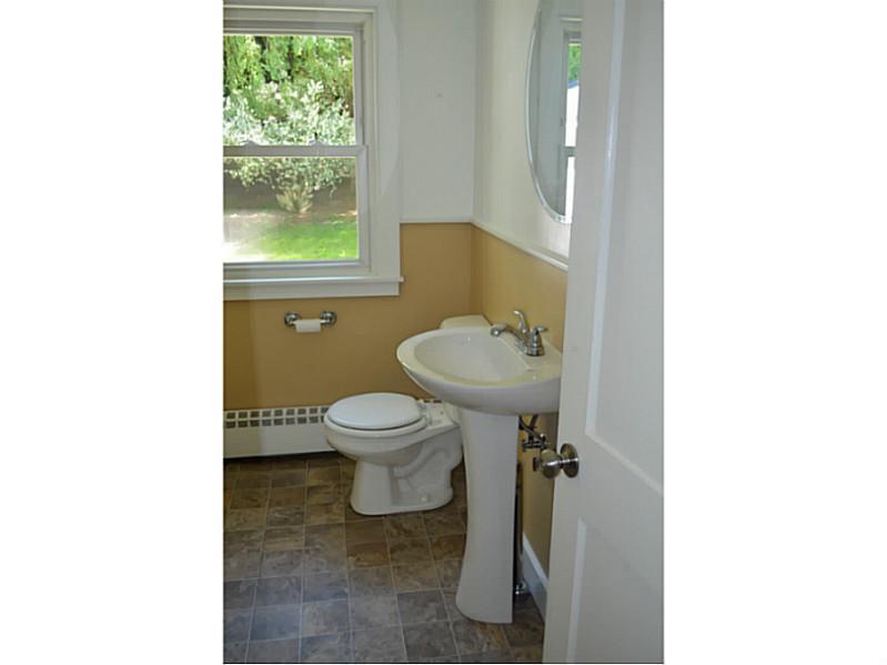 14 Spring Street South Portland, ME 04106 - Photo 15 of 26 Bathroom.