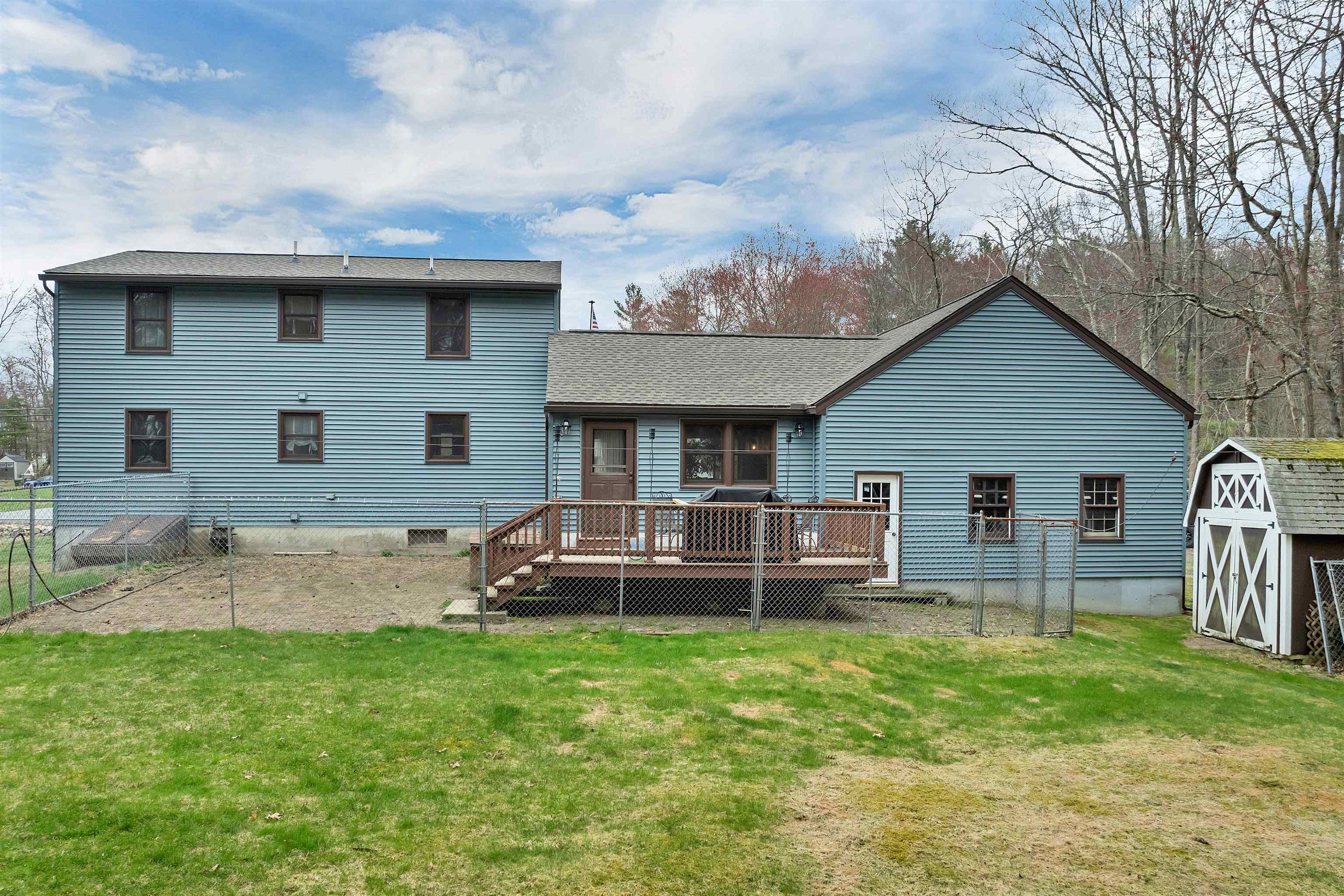 53 Mammoth Road Londonderry, NH 03053 - Photo 7 of 54 Gallery Image 7