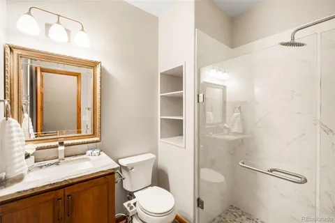 $900,000 | 7687 South Allison Court, Littleton, CO 80128