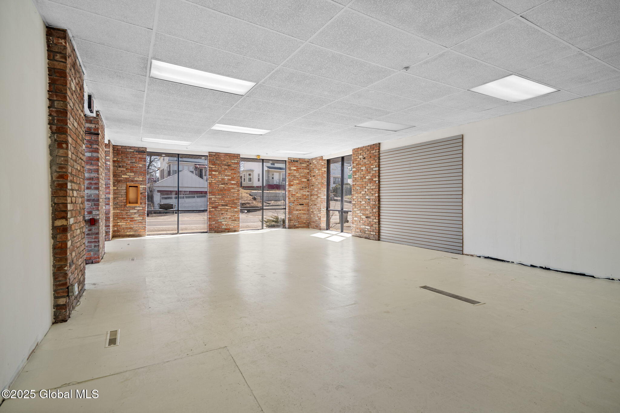 2735 Broadway Rotterdam, NY 12306 - Photo 6 of 23 7-web-or-mls-007-2735-broadway-rotterdam